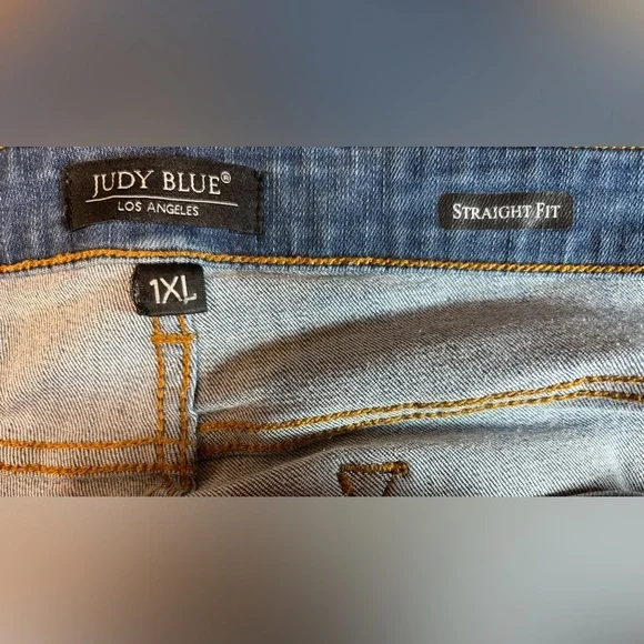 Judy Blue 1XL Straight Fit Distressed Raw Hem Stretch Jeans Plus Size - Picture 6 of 6